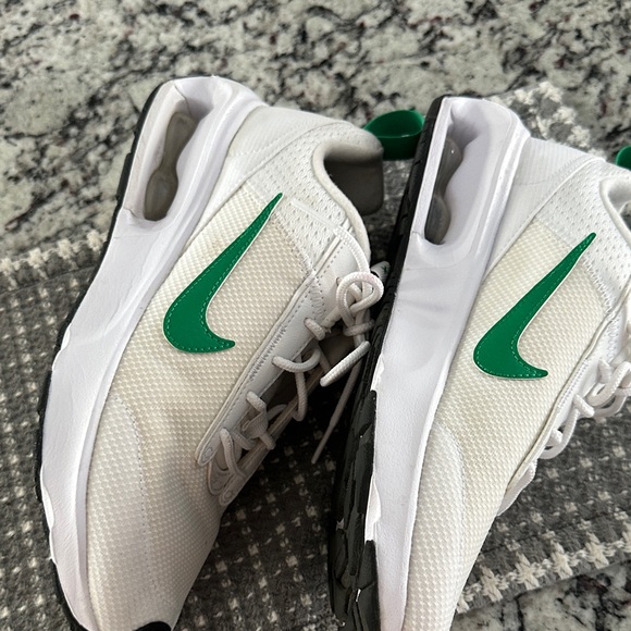 Air Max Nike women white & beige Sneakers with Green Highlights - Picture 3 of 7